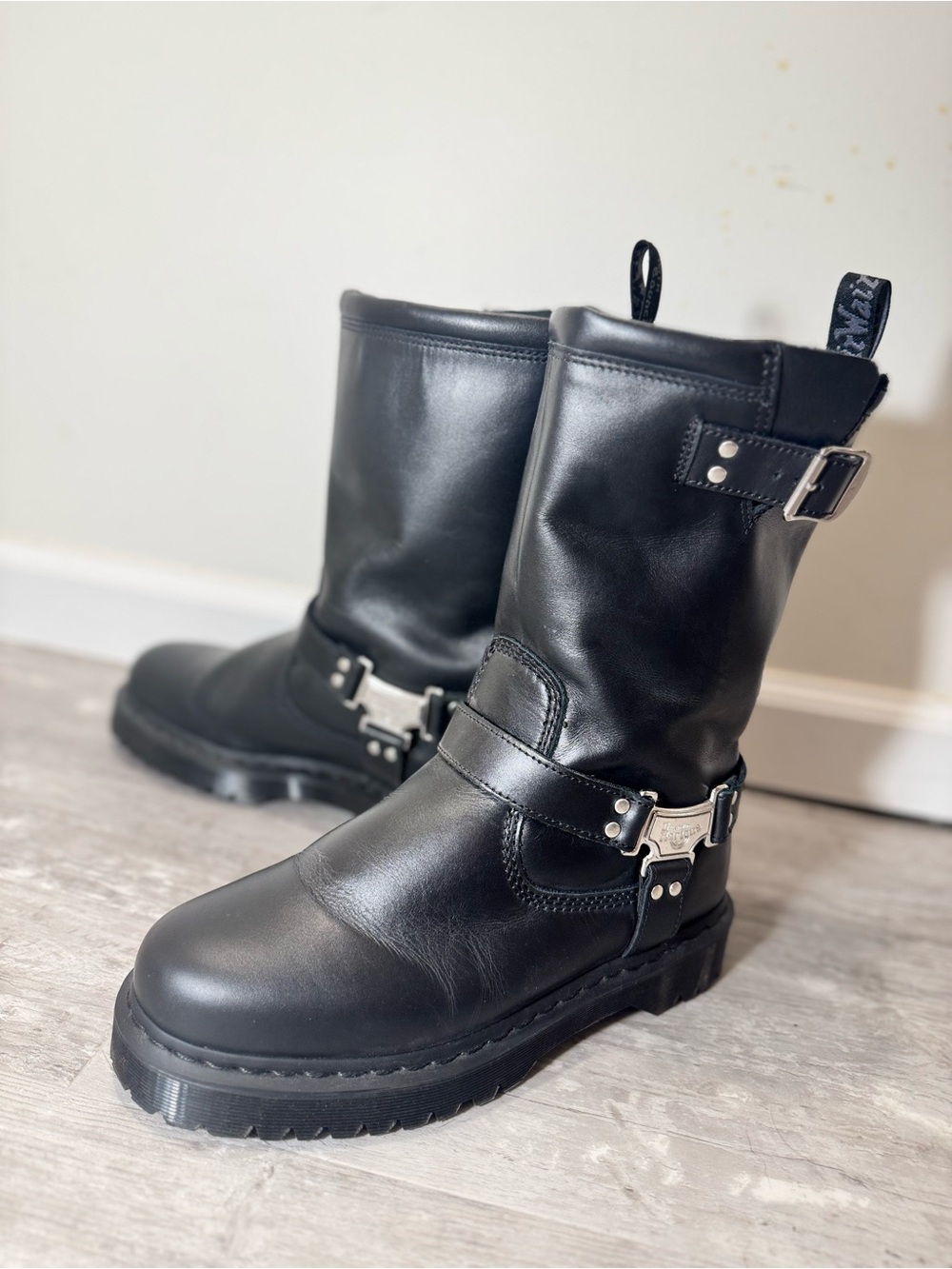 Dr. Martens Anistone Hi Leather Biker Boots Sz 11